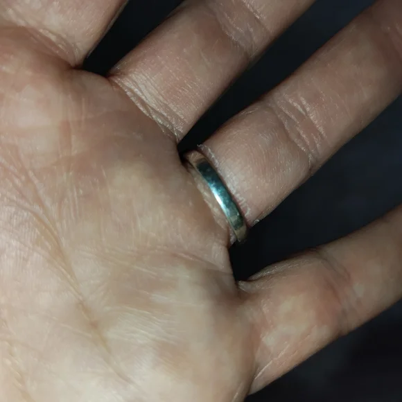 Gorgeous 3 Stone Ring Silver And 12k Gold - Picture 3 of 4